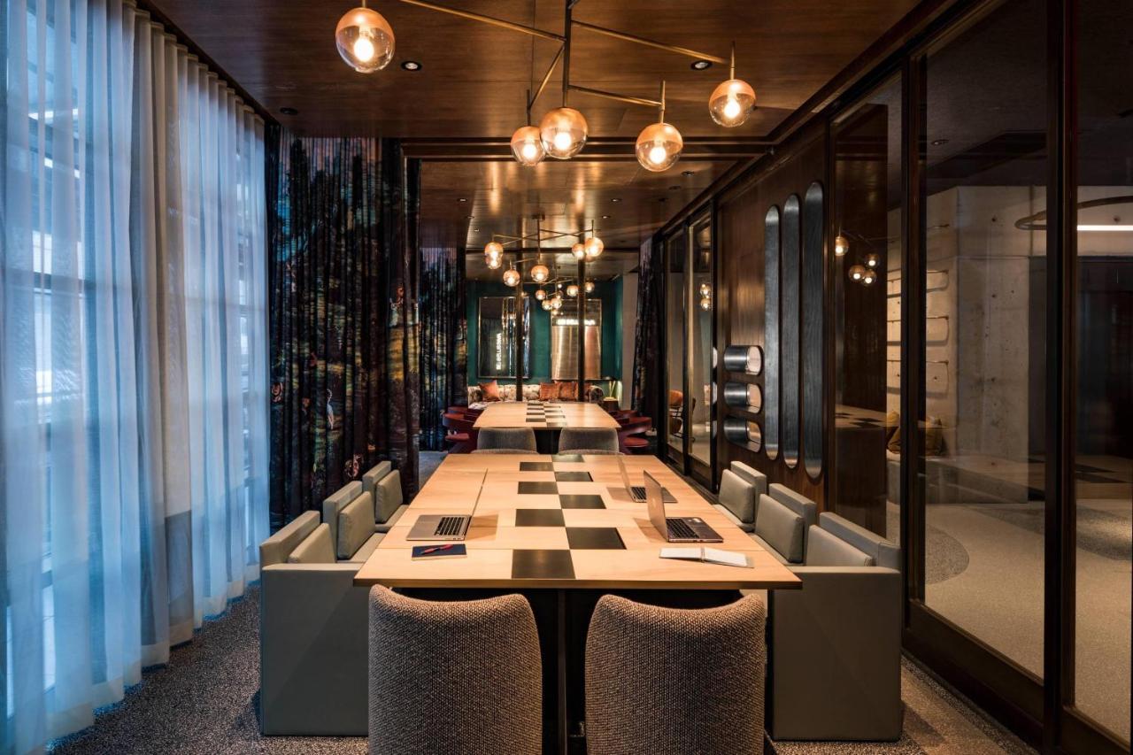 Hotel Moxy Nyc Chelsea New York Exteriér fotografie